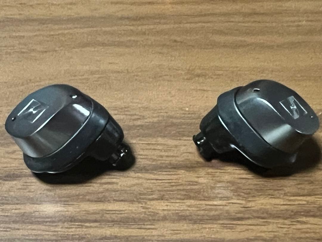 中古・動作品 ゼンハイザー MOMENTUM True Wireless 3