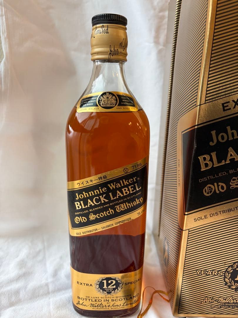 【古酒・希少】ジョニーウォーカー ブラックラベル 12年 金キャップ 箱・冊子付