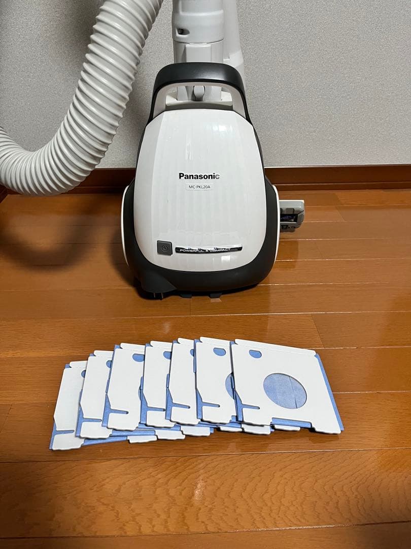 紙パック掃除機　Panasonic MC-PKL20A