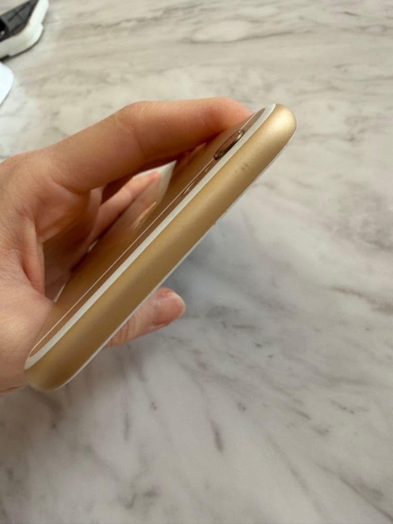 Apple iPhone 6s ゴールド 本体中古