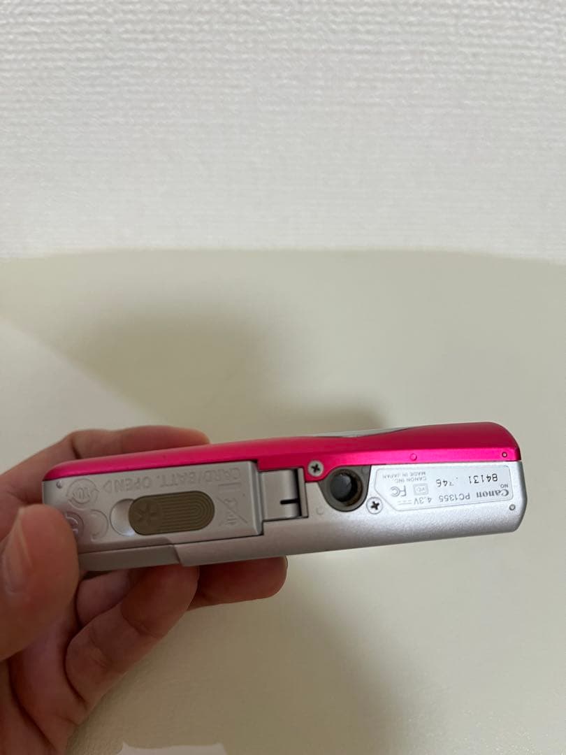 CanonIXY DIGITAL 110 IS デジタルカメラ　ピンク
