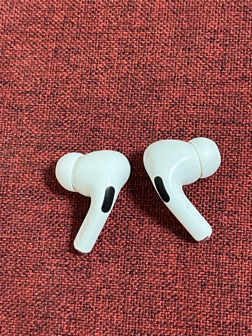 AirPods Pro 【Apple 正規品】