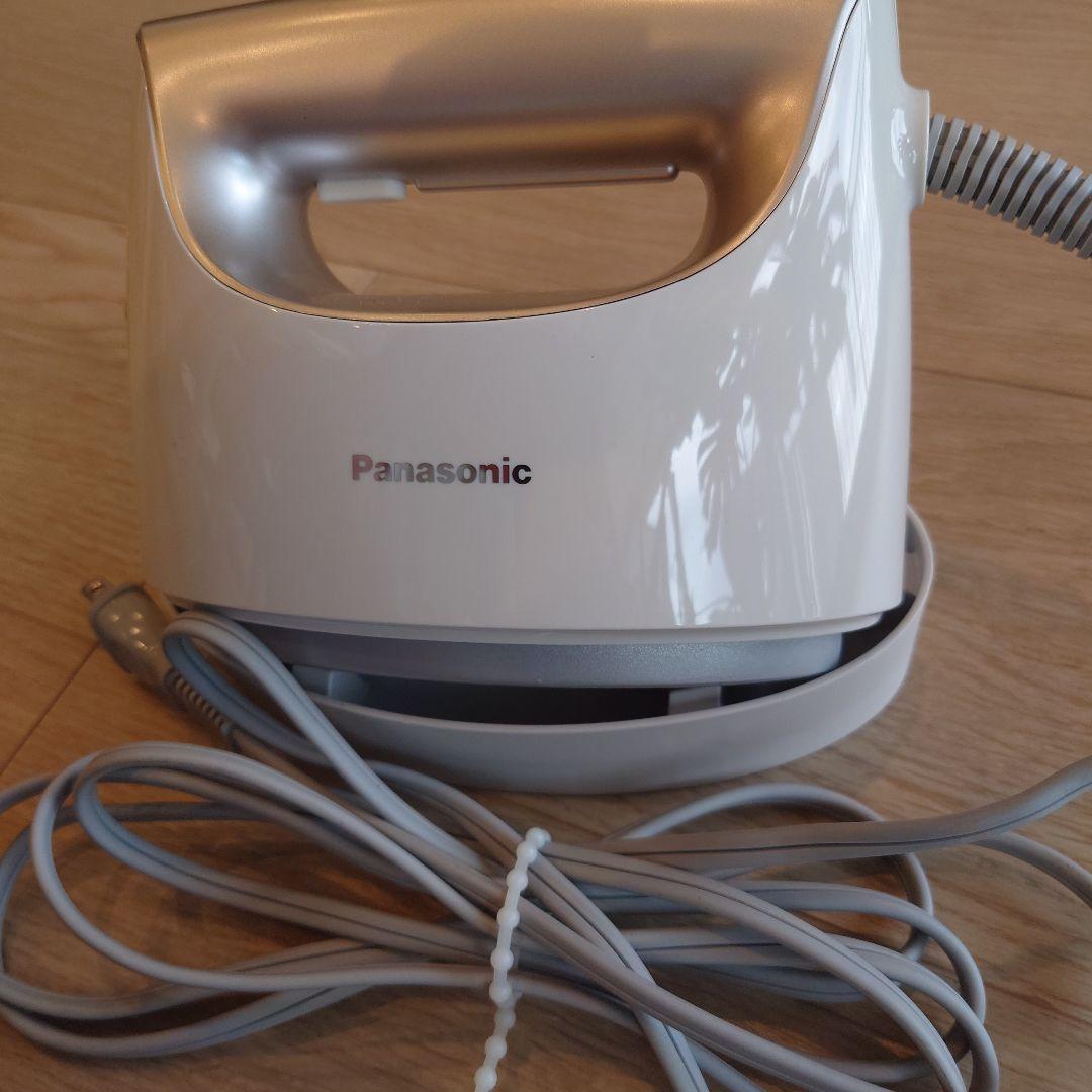 Panasonic NI-CF5760 アイロン 衣類スチーマー