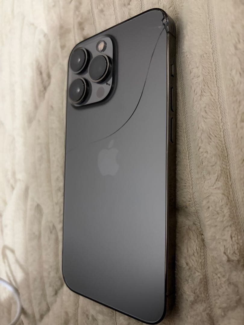 【週末限定値下げ】Apple iPhone 13 Pro グラファイト 本体