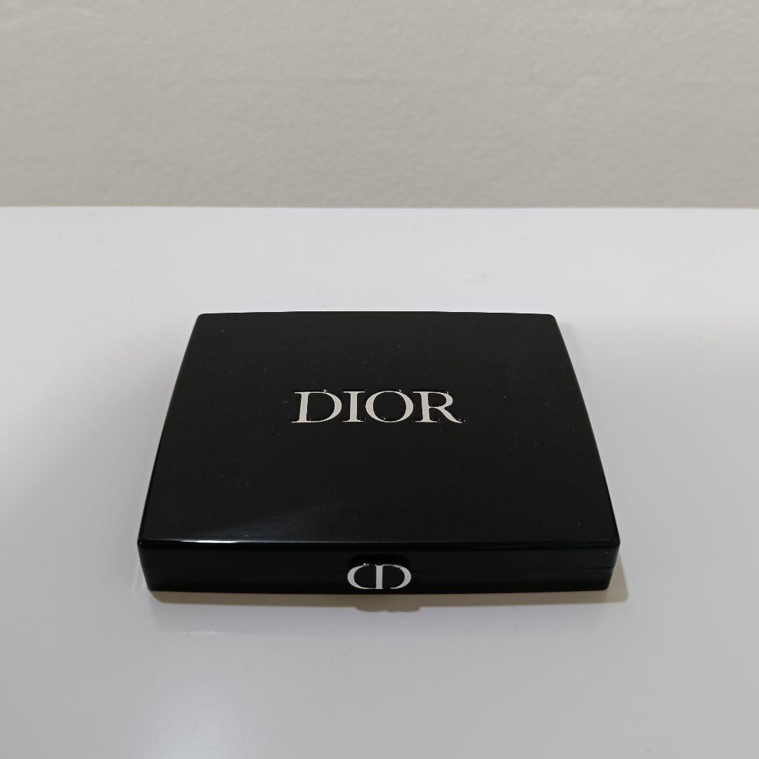 3-131　Dior ディオールショウサンククルール 943