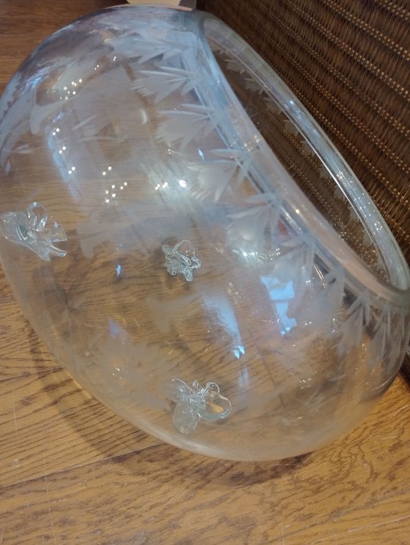 ガラス 金魚鉢 花模様